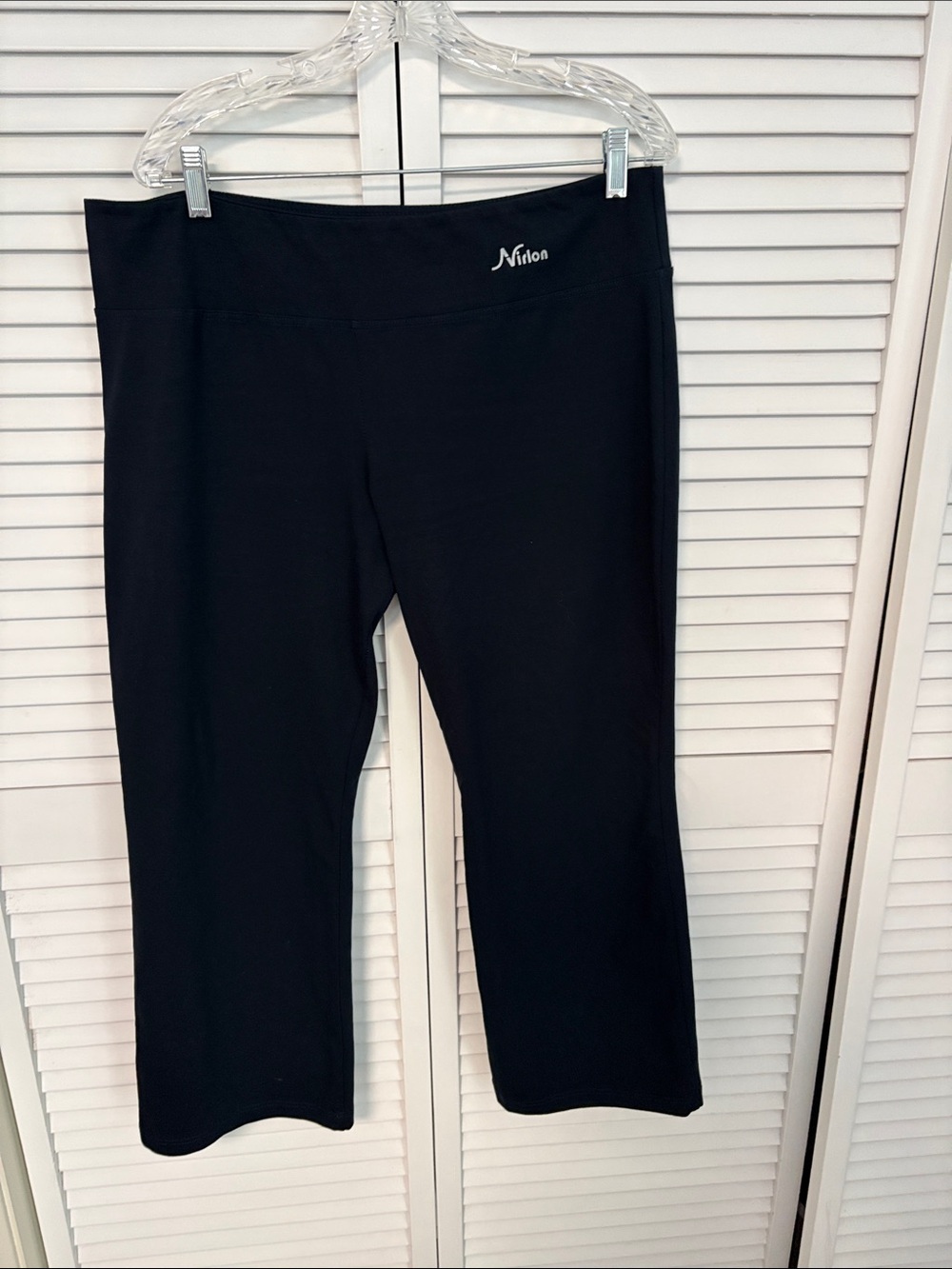 Nirlon  Black straight Leg Yoga Pants XL/2XL